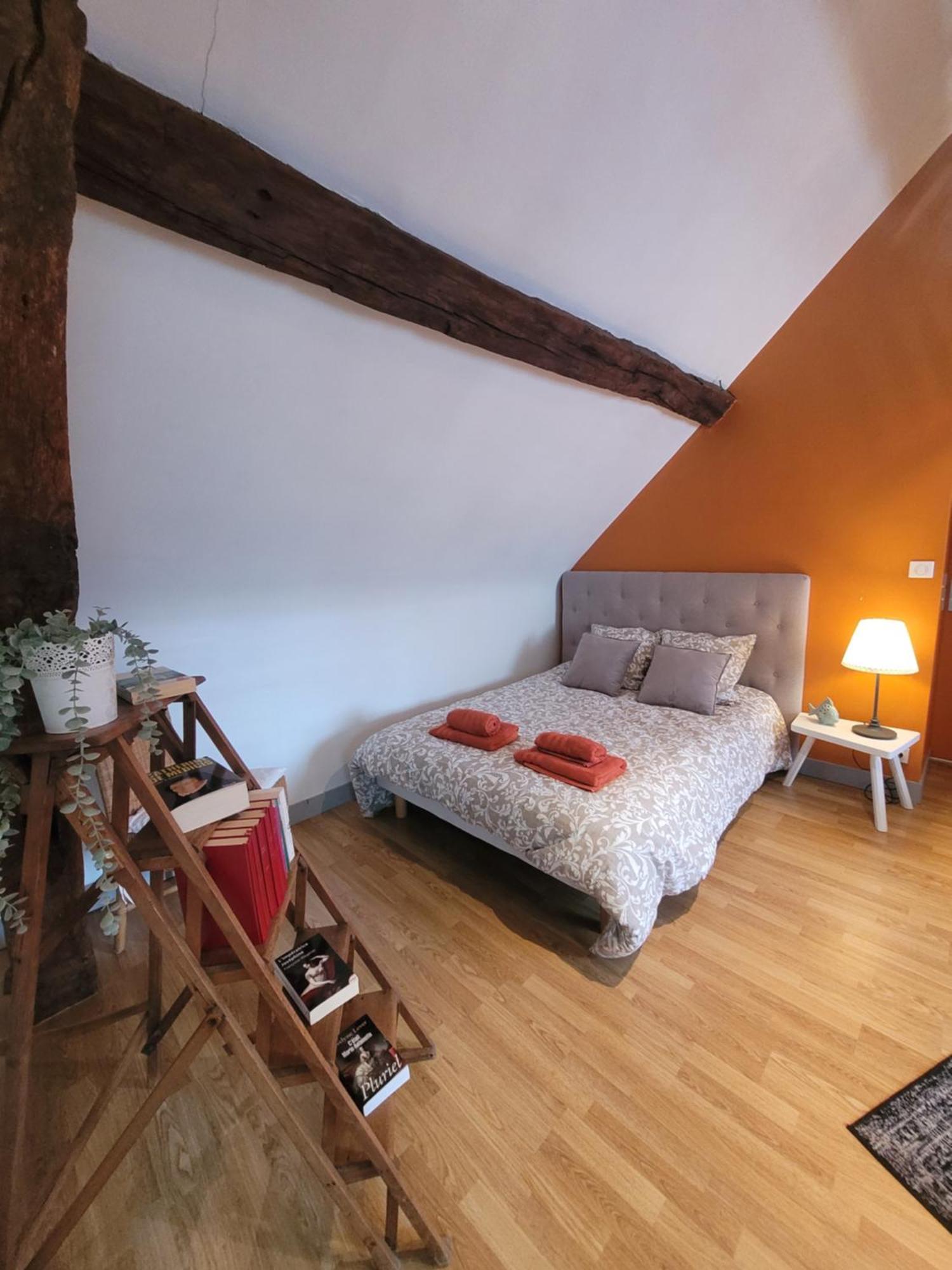 La Maison Aux Iris Poce-sur-Cisse Экстерьер фото